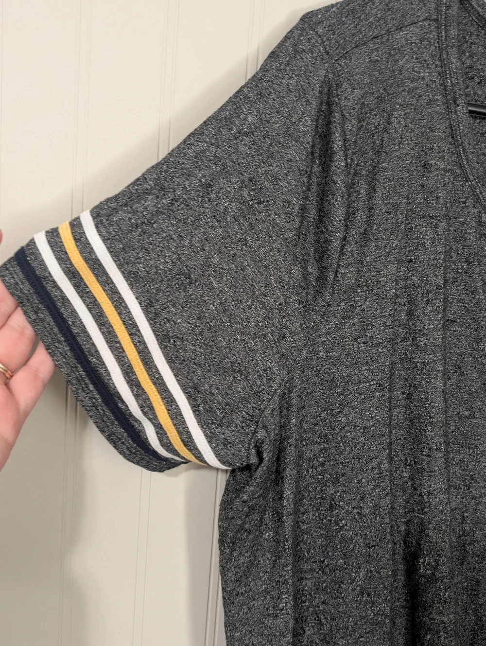 Knot Front Tee - Picture 3 of 6